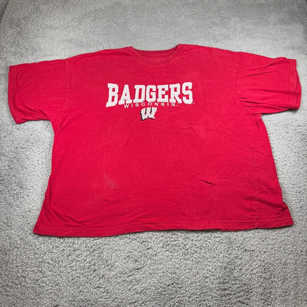 Wisconsin Badgers Embroidered OVB Red T Shirt VTG Y2K Size Men's 2XL
